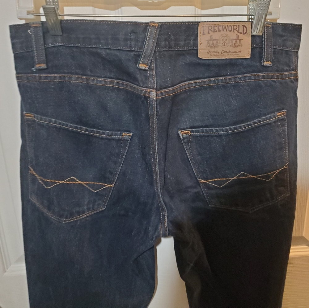 Jeans - Picture 3 of 4